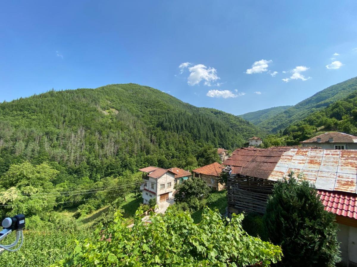 Къща За Гости Хаджиевата Къща Villa Smolyan Bagian luar foto