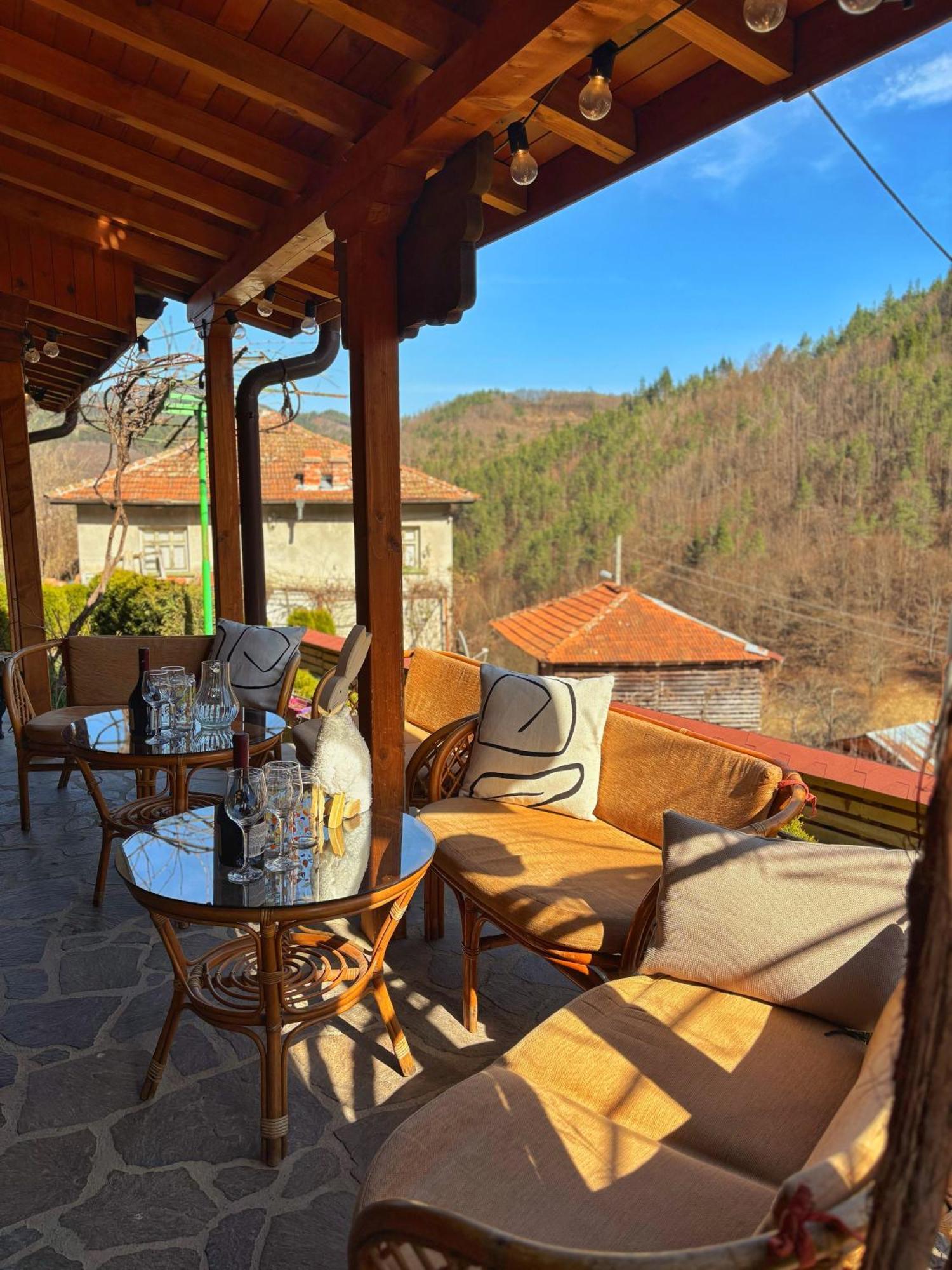 Къща За Гости Хаджиевата Къща Smolyan Bagian luar foto