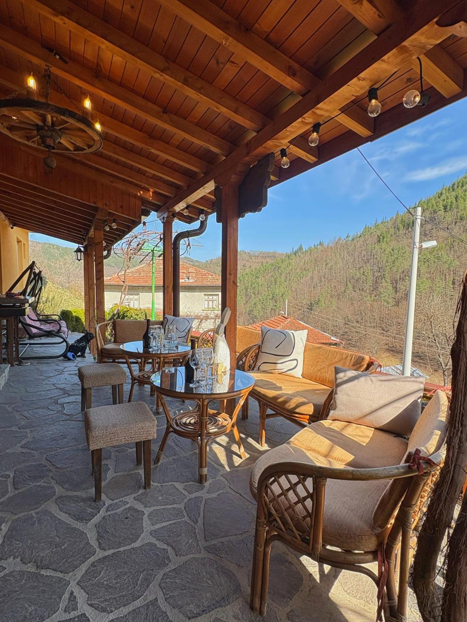 Къща За Гости Хаджиевата Къща Smolyan Bagian luar foto
